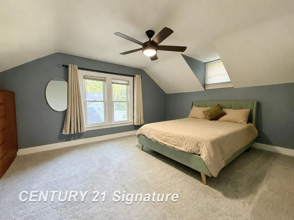 212 Auburn Street Midland City MI 48640