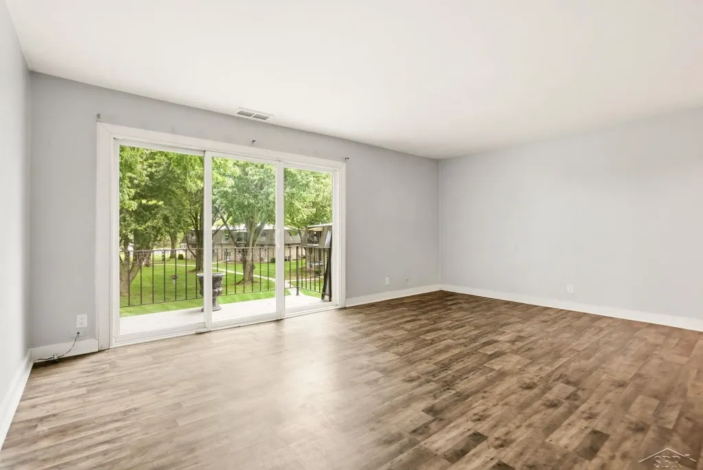 203 Provincial Court Saginaw Charter Township MI 48638