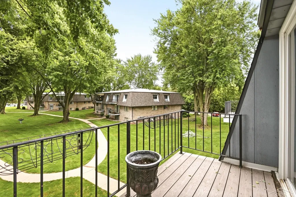 203 Provincial Court Saginaw Charter Township MI 48638