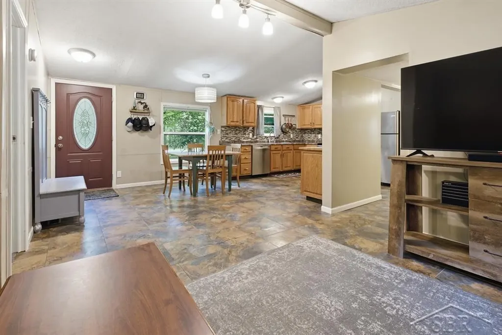 203 W Sampson Drive Jerome Township MI 48657