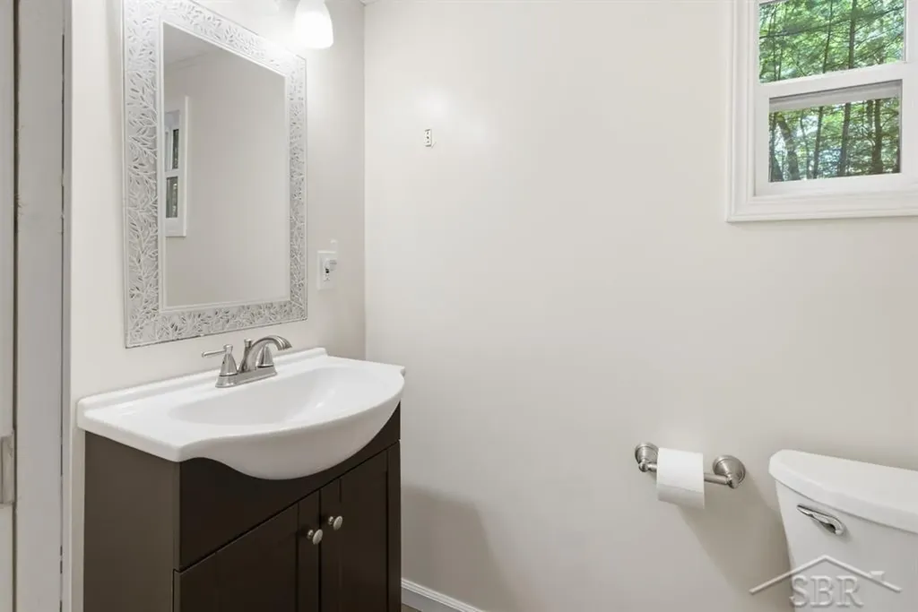 203 W Sampson Drive Jerome Township MI 48657