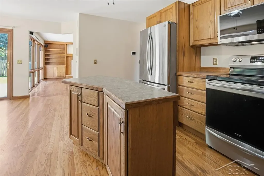 4708 N Trail Wood Circle Midland City MI 48642