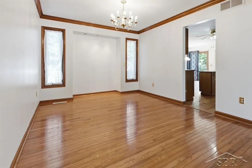 4708 N Trail Wood Circle Midland City MI 48642