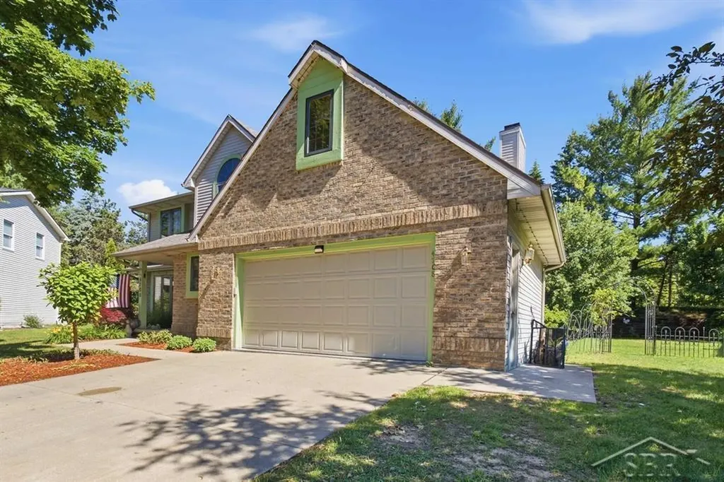 4708 N Trail Wood Circle Midland City MI 48642