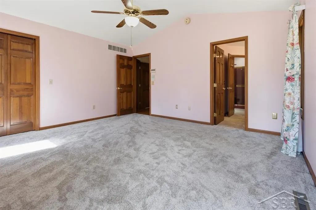 4708 N Trail Wood Circle Midland City MI 48642