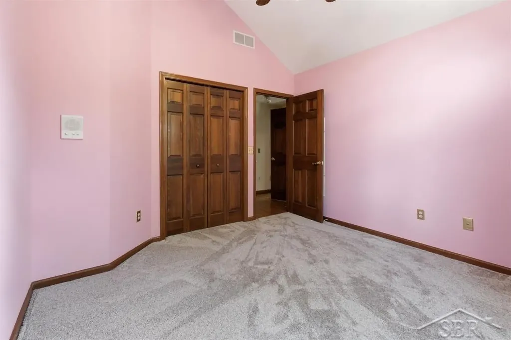 4708 N Trail Wood Circle Midland City MI 48642