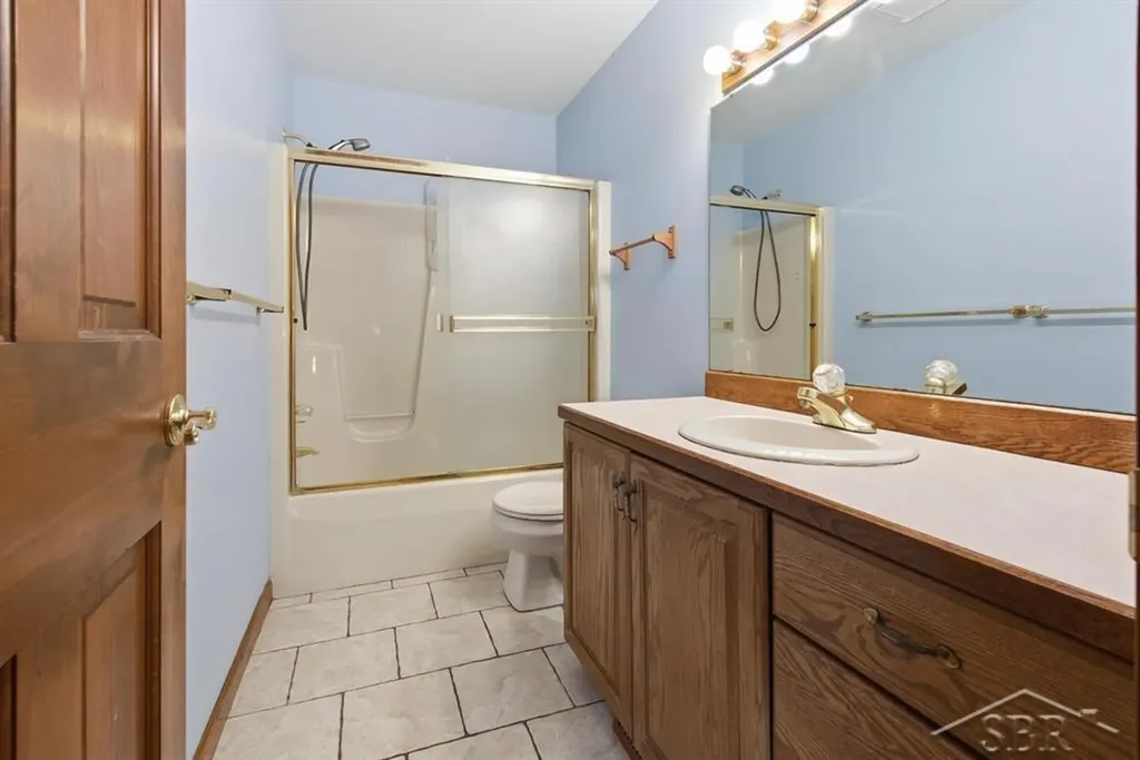 4708 N Trail Wood Circle Midland City MI 48642