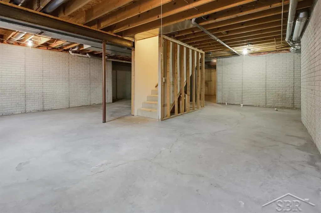 4708 N Trail Wood Circle Midland City MI 48642