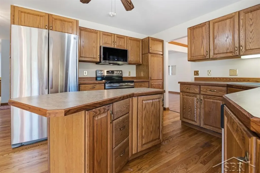 4708 N Trail Wood Circle Midland City MI 48642
