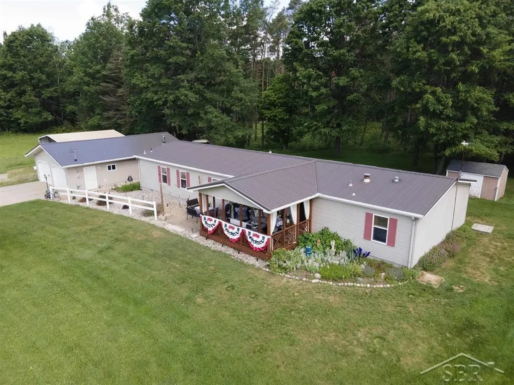2202 W Huckleberry Road Jerome Township MI 48657