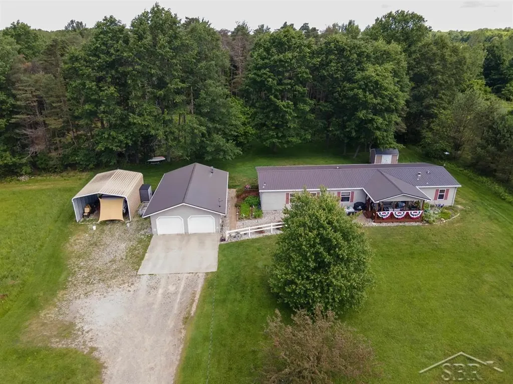 2202 W Huckleberry Road Jerome Township MI 48657