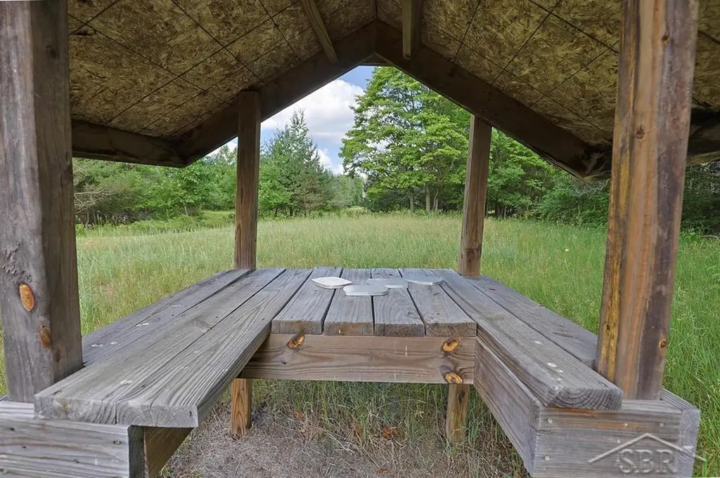 2202 W Huckleberry Road Jerome Township MI 48657