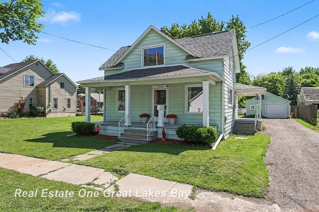 3236 Elm Street Carrollton Township MI 48604