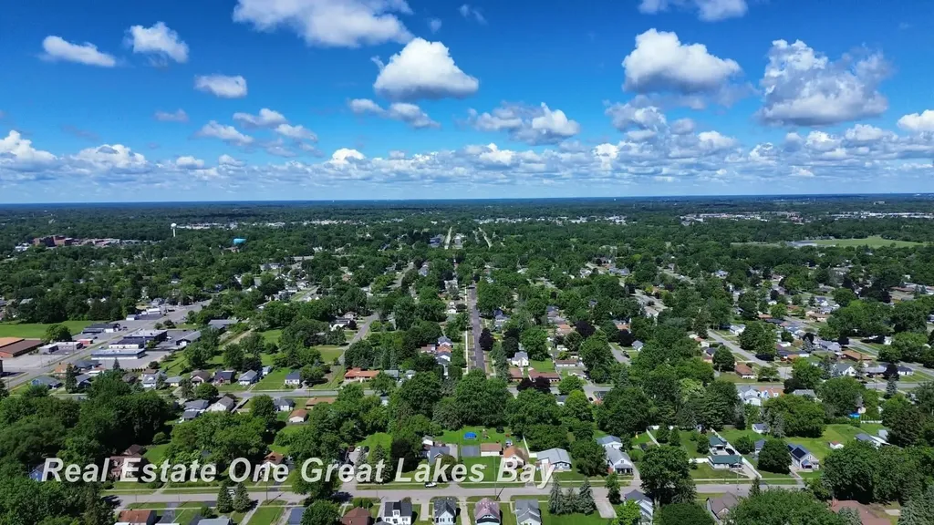 3236 Elm Street Carrollton Township MI 48604