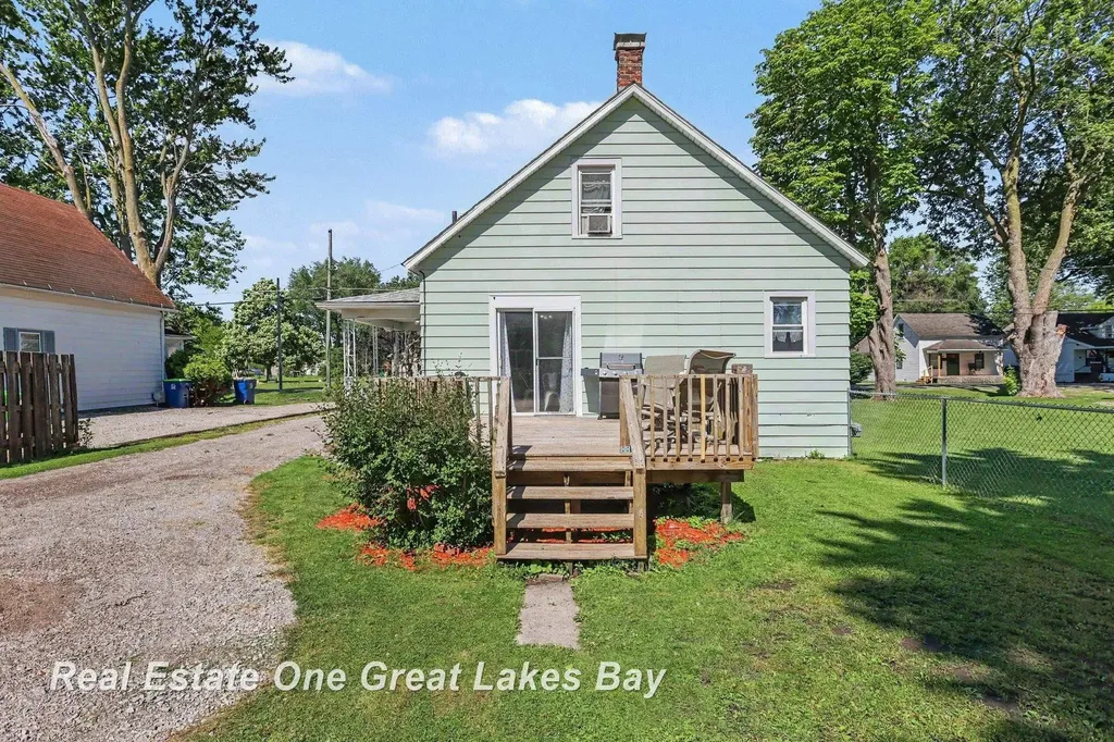 3236 Elm Street Carrollton Township MI 48604