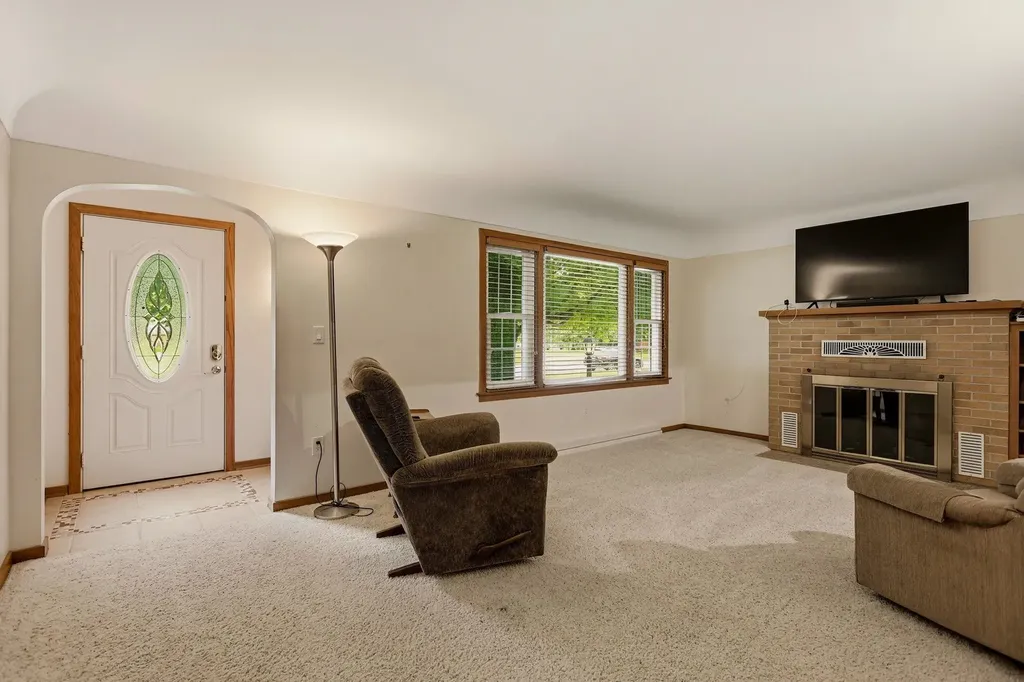 221 Saginaw Street Vassar City MI 48768