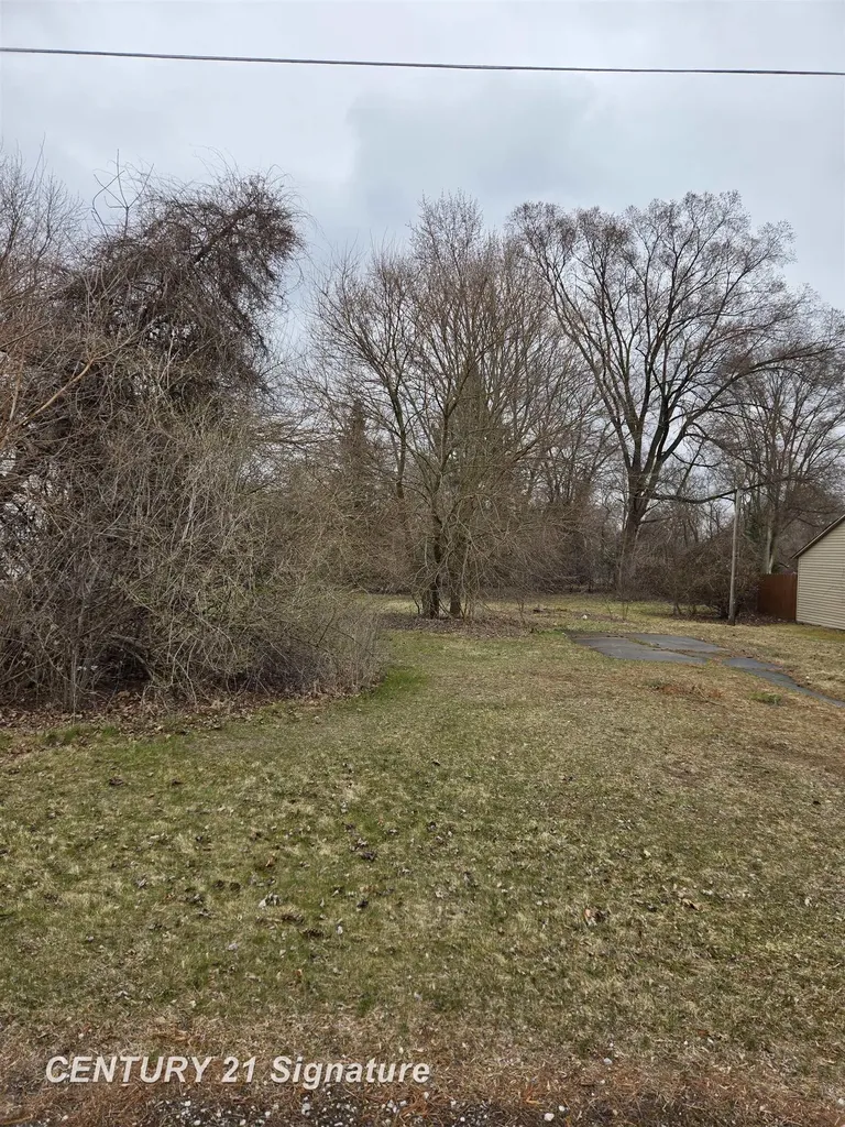 655 Lutzke Road Thomas Township MI 48609