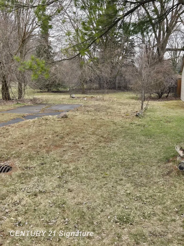 655 Lutzke Road Thomas Township MI 48609