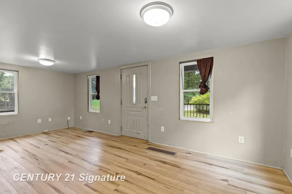 537 S Woodcock Road Homer Township MI 48640