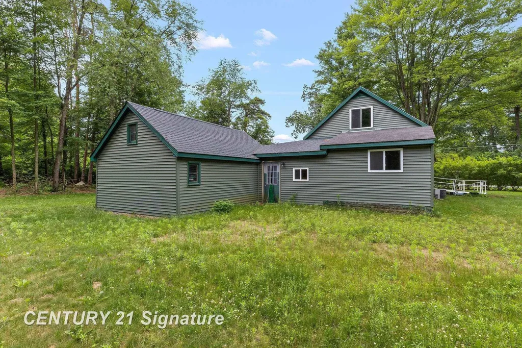 537 S Woodcock Road Homer Township MI 48640