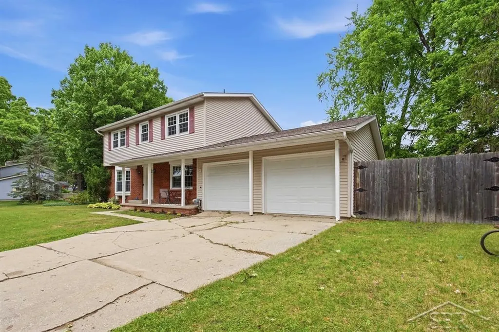 2902 St. Marys Drive Midland City MI 48640