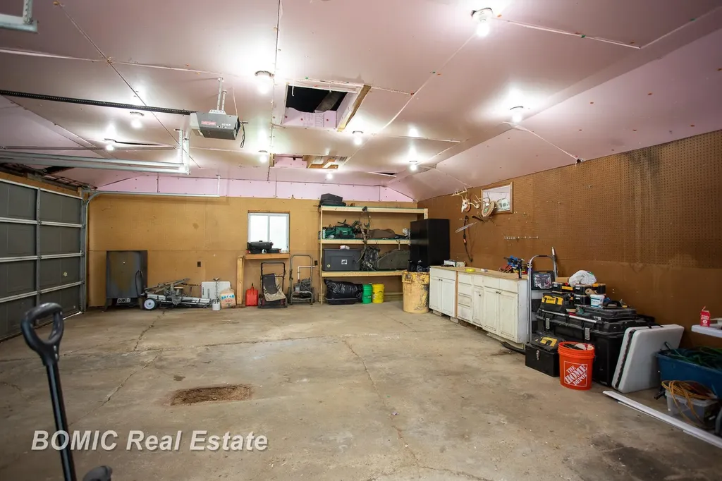 8510 N Genesee Road Genesee Charter Township MI 48458
