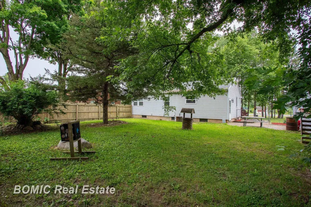 8510 N Genesee Road Genesee Charter Township MI 48458