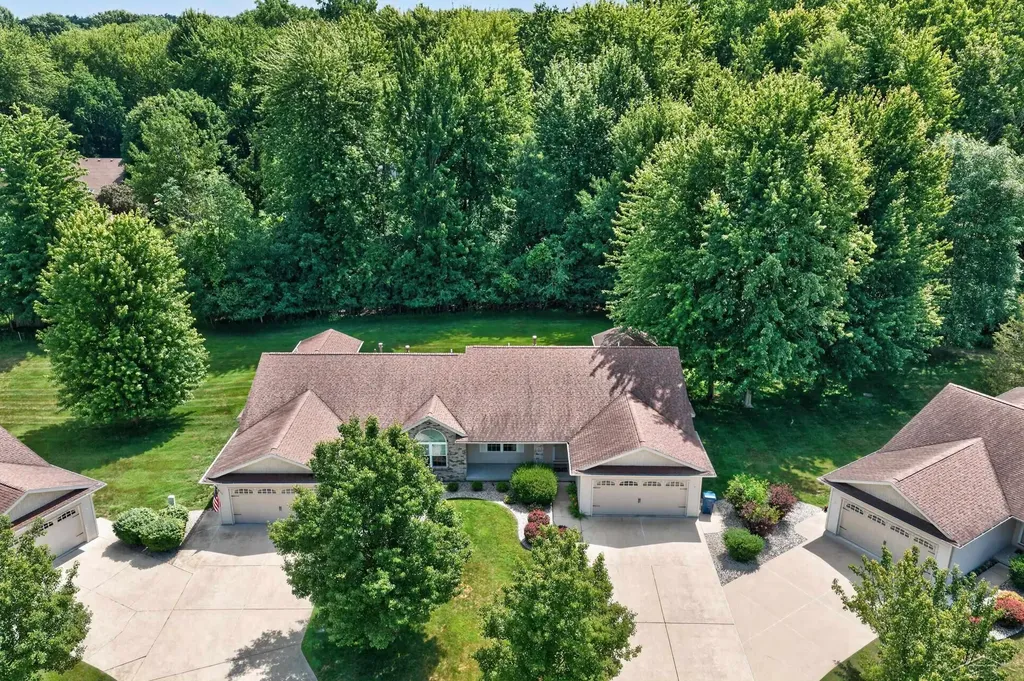 11 Rose Cottage Lane Thomas Township MI 48609