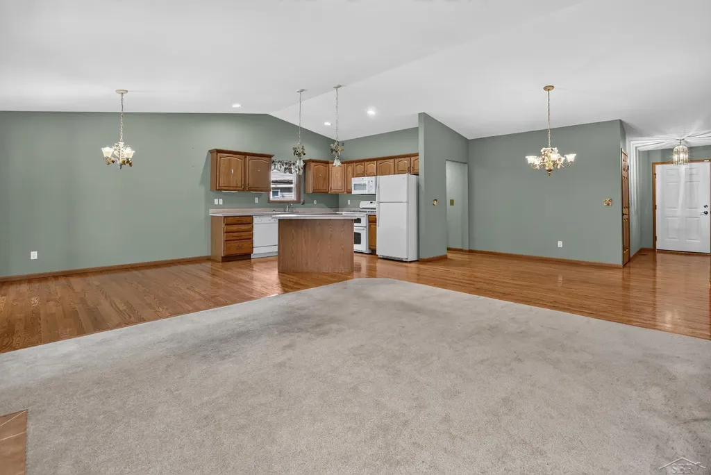 11 Rose Cottage Lane Thomas Township MI 48609