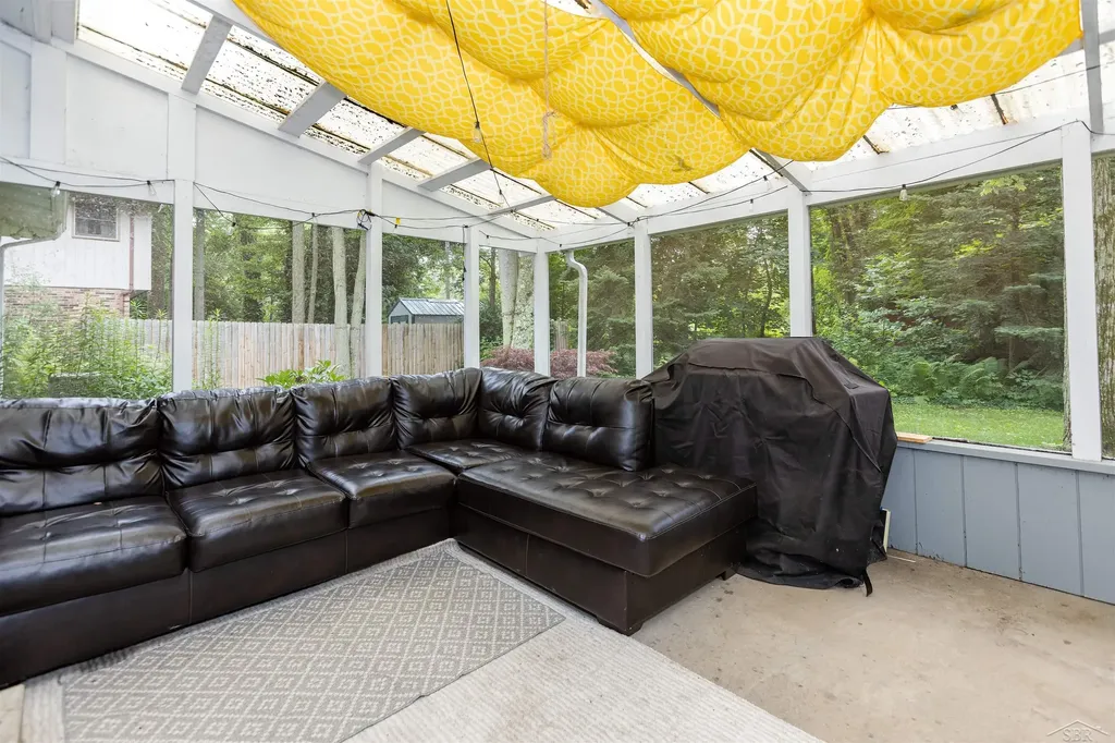 1506 Timber Drive Midland City MI 48642