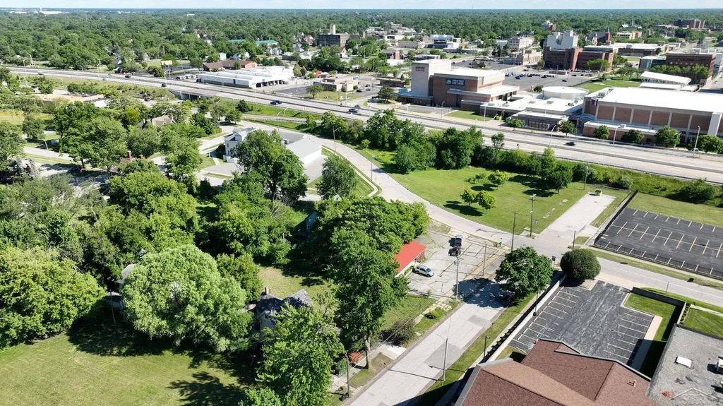 520 N Franklin Street Saginaw City MI 48607