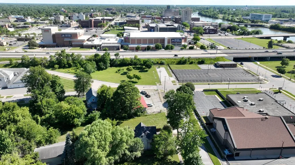 520 N Franklin Street Saginaw City MI 48607