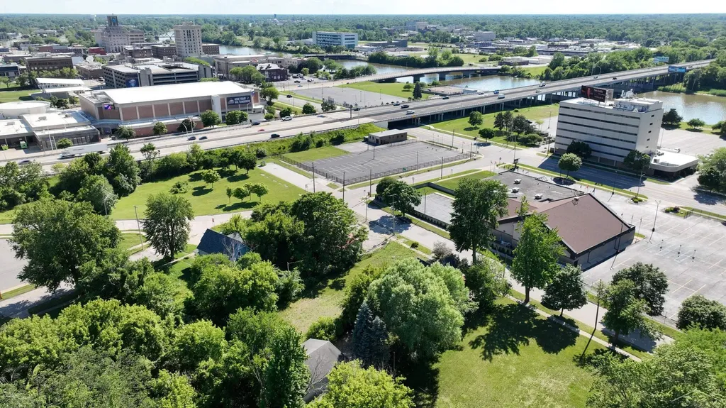520 N Franklin Street Saginaw City MI 48607