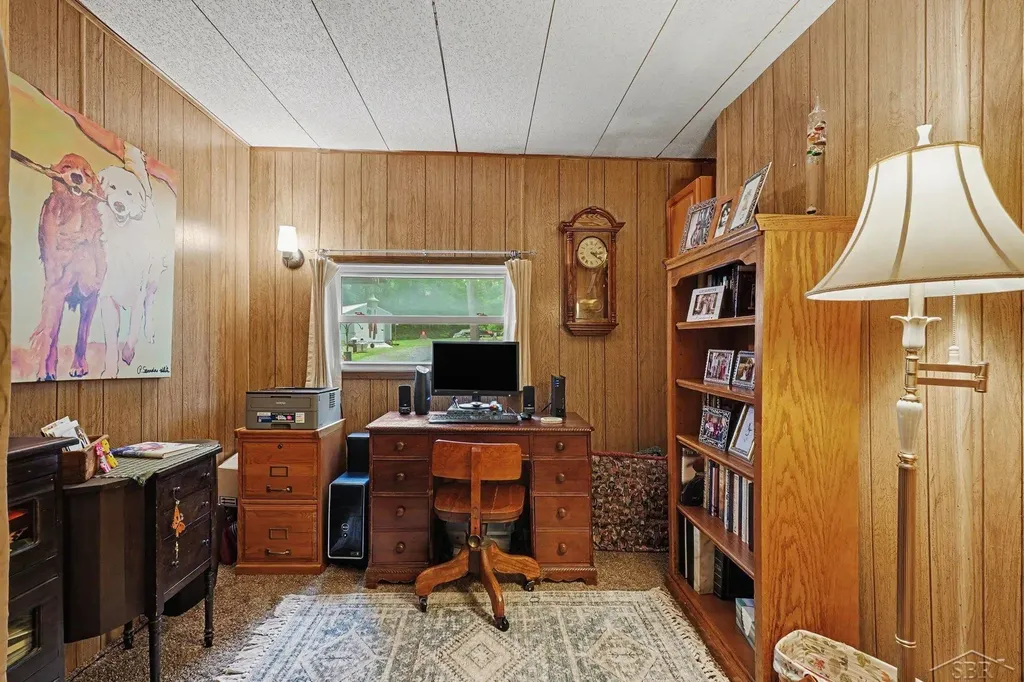 2319 Tittabawassee Avenue Bourret Township MI 48610