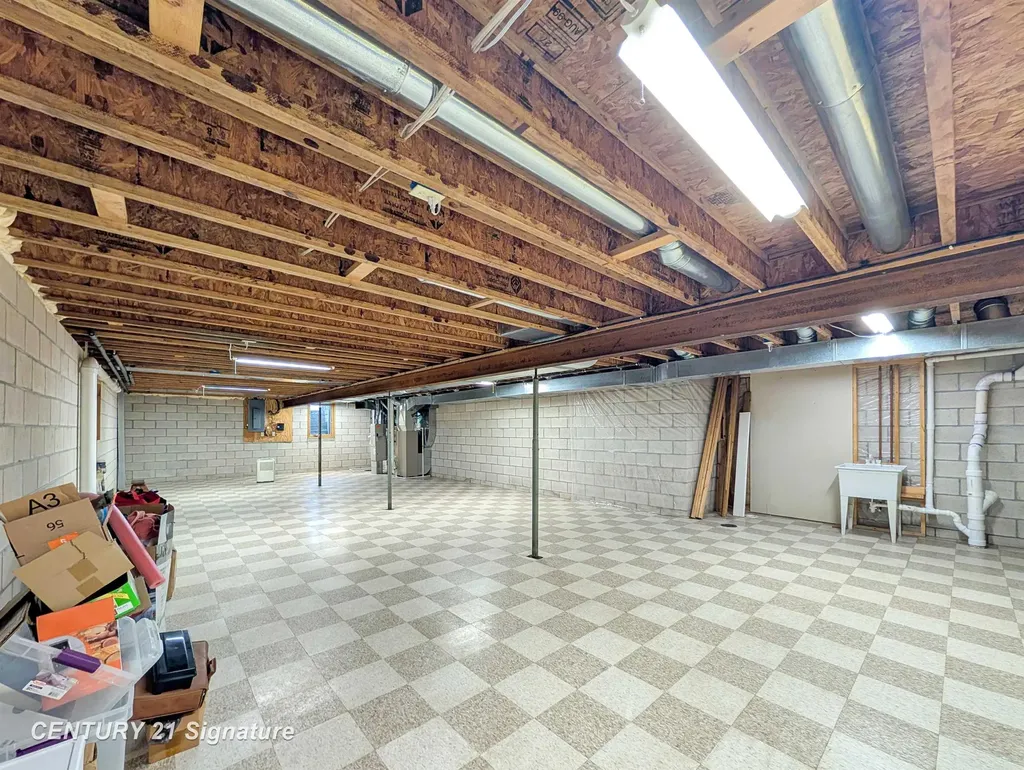 4870 Coralberry Road Saginaw Charter Township MI 48604