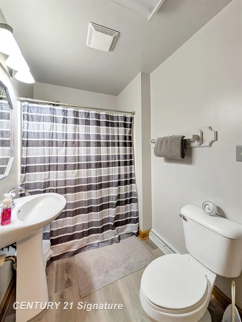 4870 Coralberry Road Saginaw Charter Township MI 48604