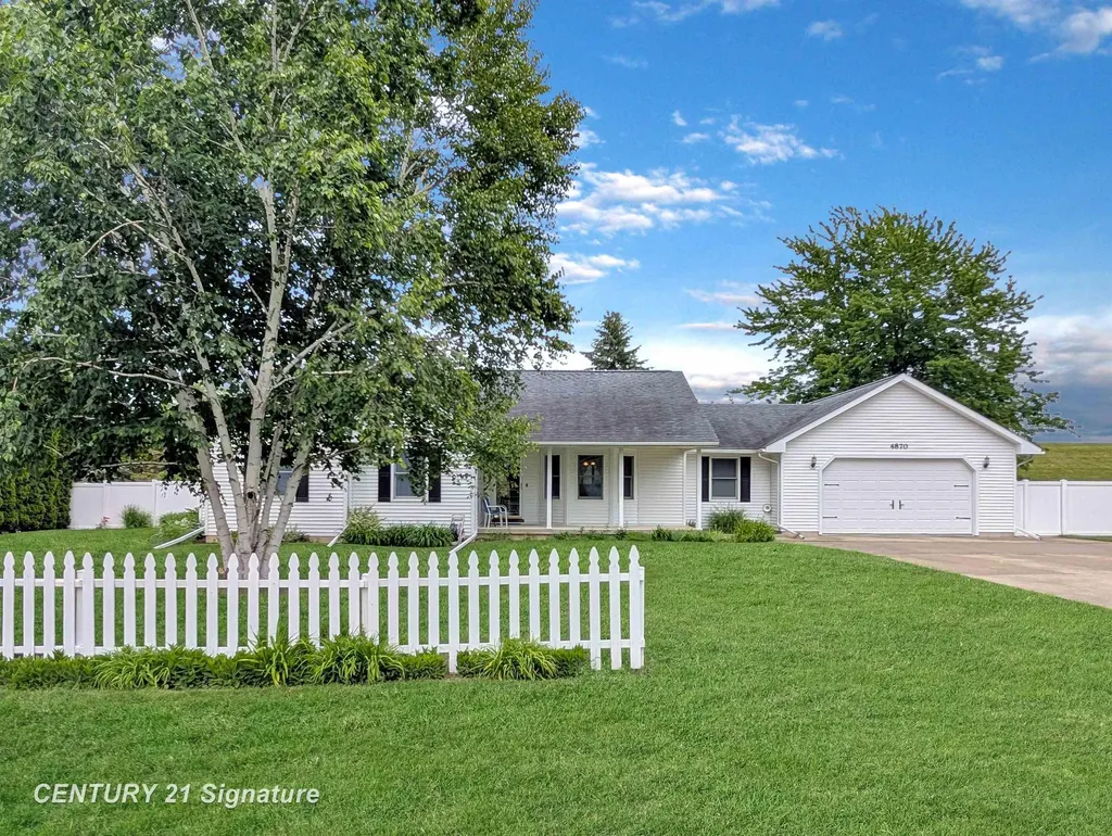 4870 Coralberry Road Saginaw Charter Township MI 48604