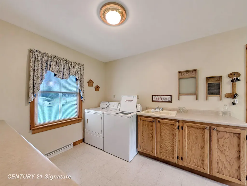 4870 Coralberry Road Saginaw Charter Township MI 48604
