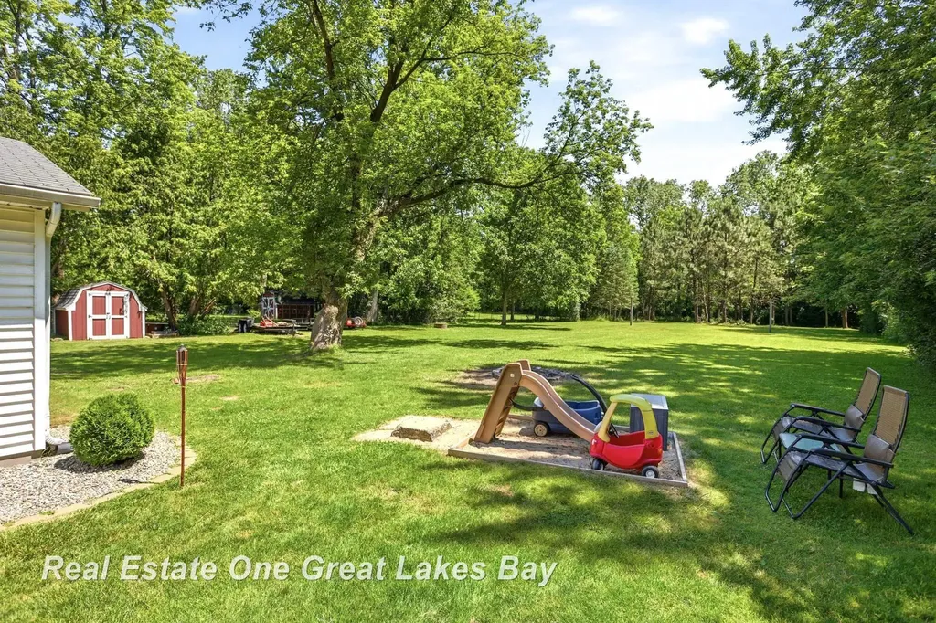 2250 Hemmeter Road Saginaw Charter Township MI 48603