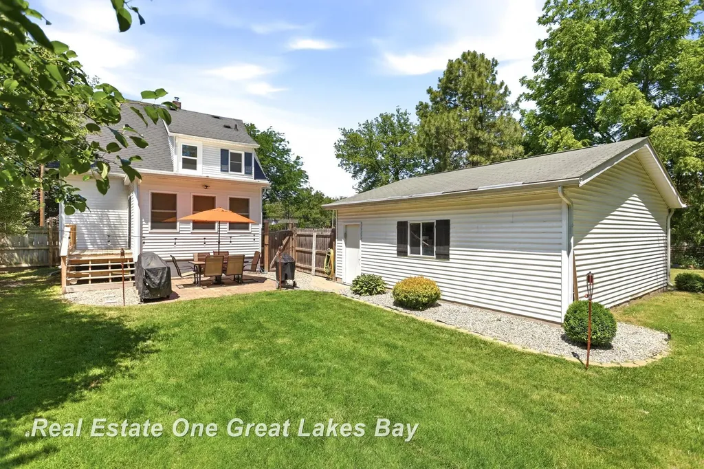 2250 Hemmeter Road Saginaw Charter Township MI 48603