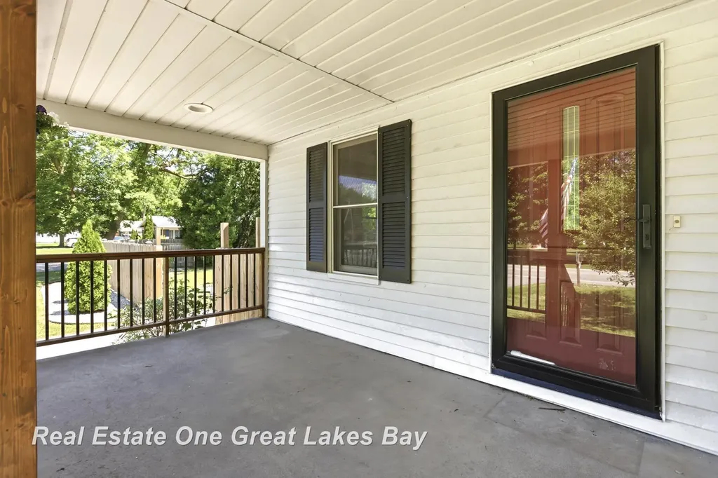2250 Hemmeter Road Saginaw Charter Township MI 48603