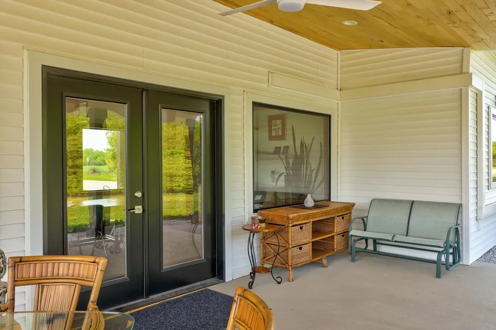 5595 Riverview Drive Bridgeport Charter Township MI 48722