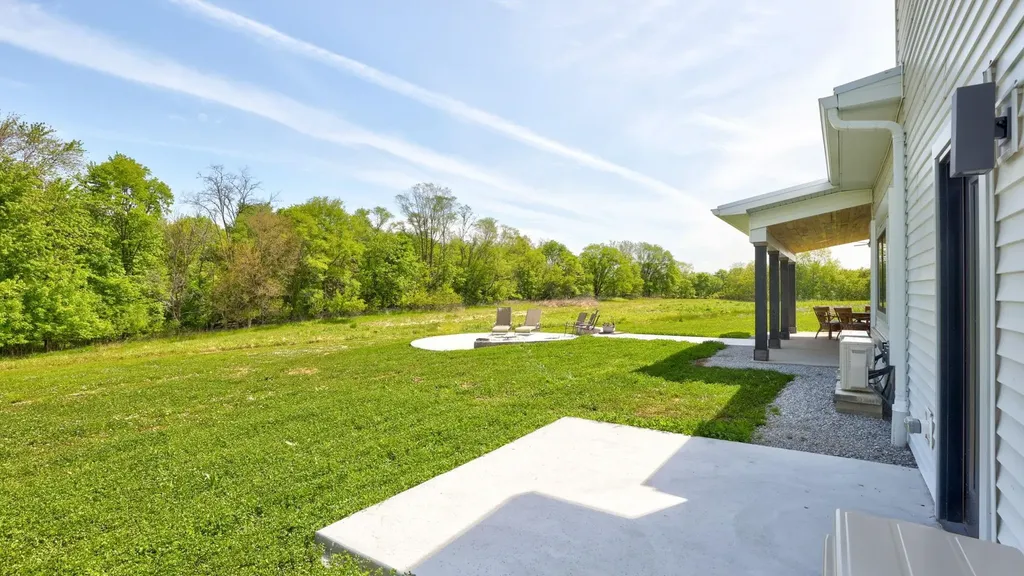 5595 Riverview Drive Bridgeport Charter Township MI 48722