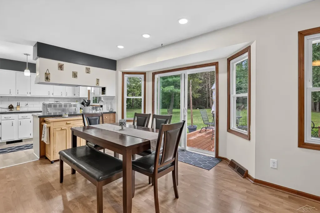 20440 Thornapple Lane Big Rapids Charter Township MI 49307