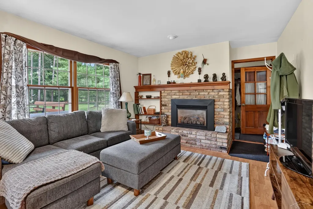 20440 Thornapple Lane Big Rapids Charter Township MI 49307