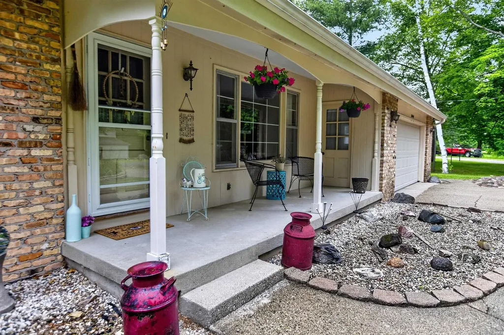 20440 Thornapple Lane Big Rapids Charter Township MI 49307