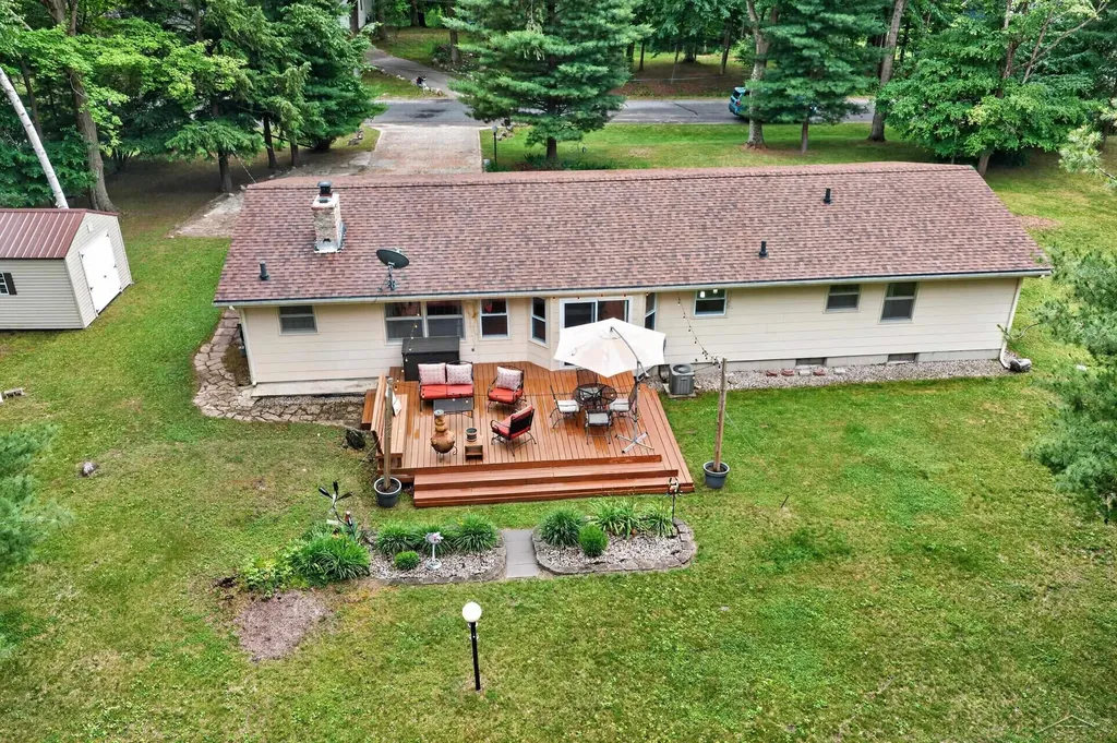 20440 Thornapple Lane Big Rapids Charter Township MI 49307
