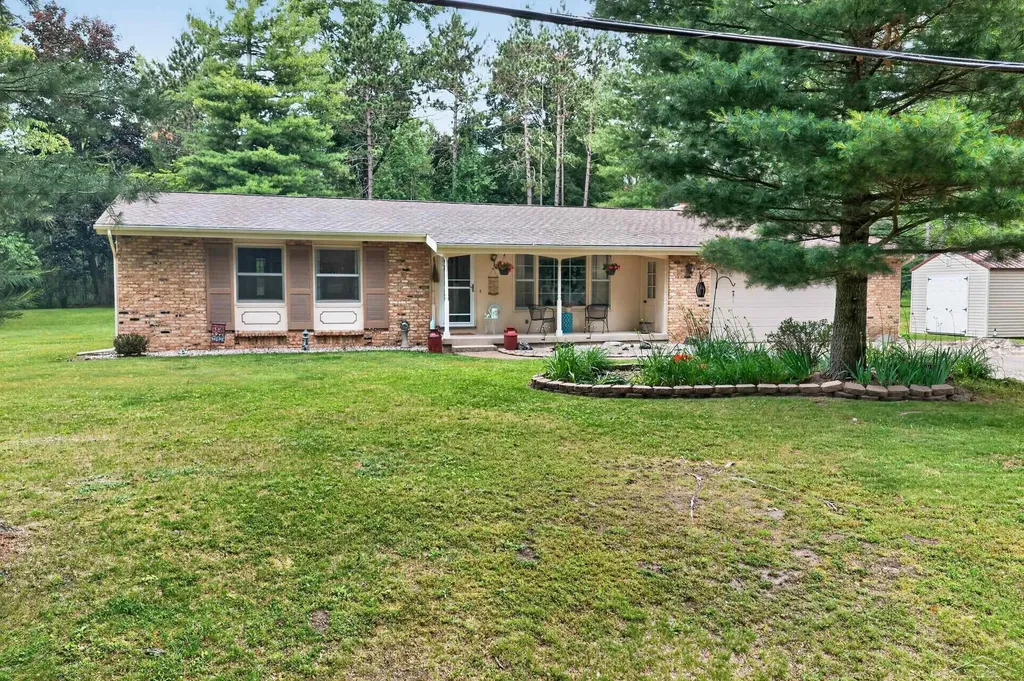 20440 Thornapple Lane Big Rapids Charter Township MI 49307