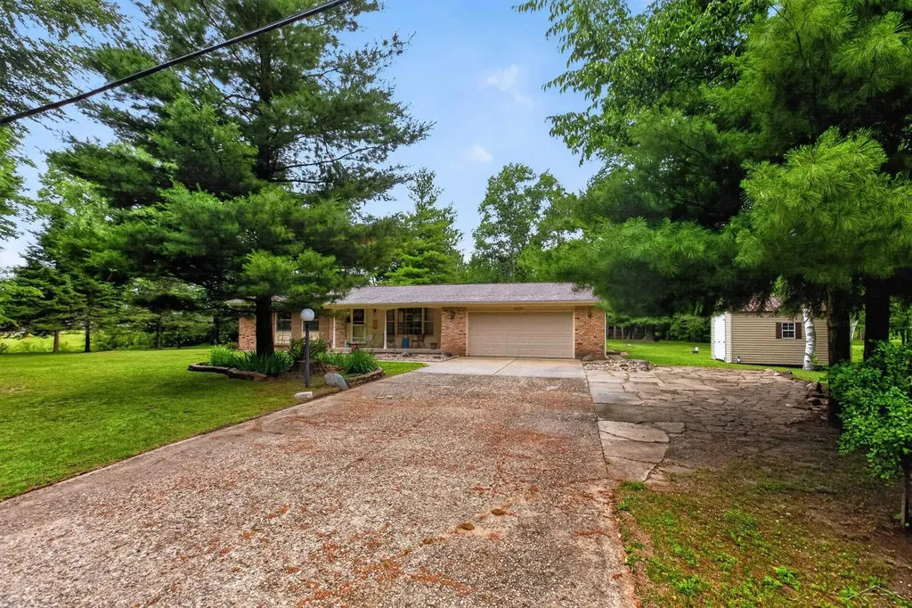 20440 Thornapple Lane Big Rapids Charter Township MI 49307