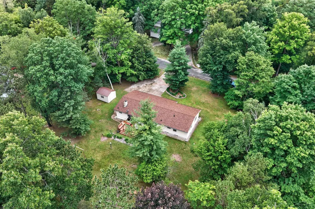 20440 Thornapple Lane Big Rapids Charter Township MI 49307